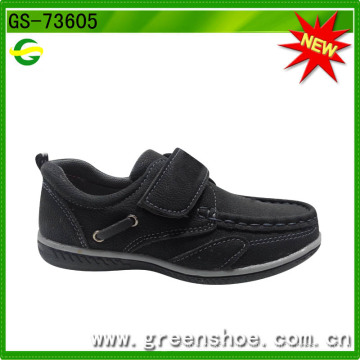 Chaussures en velours pour enfant en similicuir